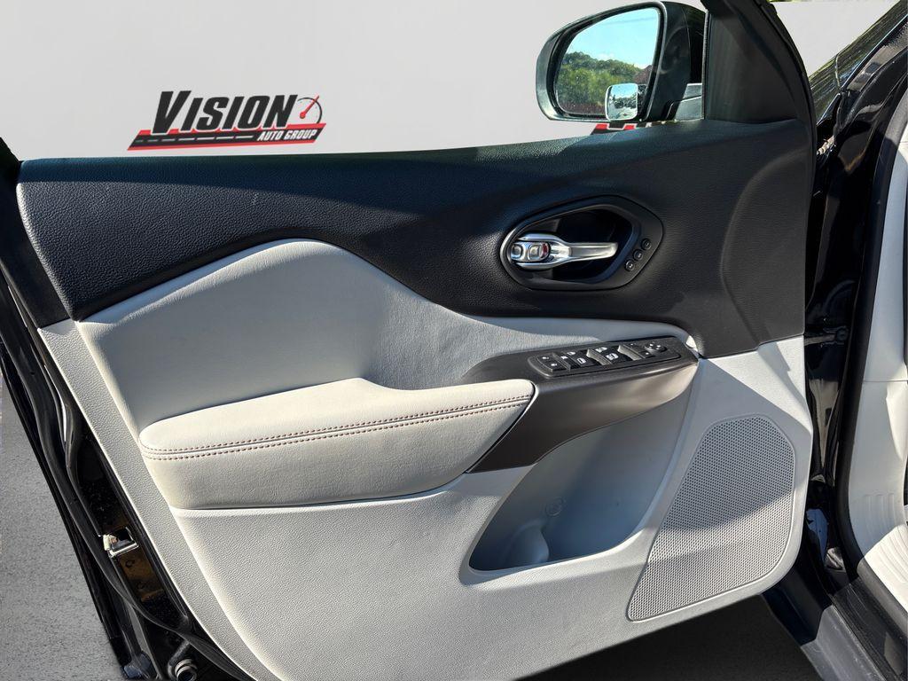 used 2019 Jeep Cherokee car, priced at $16,200