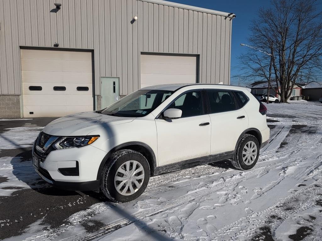 used 2018 Nissan Rogue car, priced at $16,524