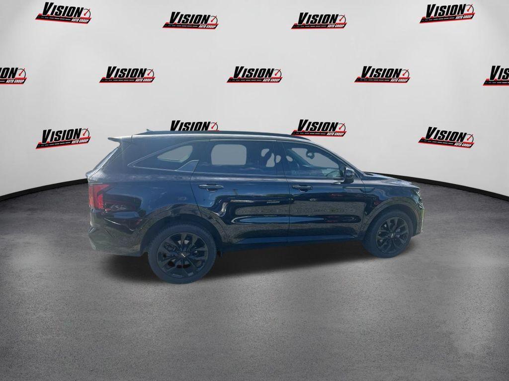 used 2022 Kia Sorento car, priced at $31,041