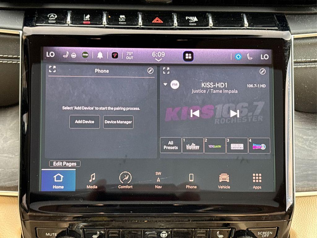 used 2022 Jeep Grand Cherokee car, priced at $31,900