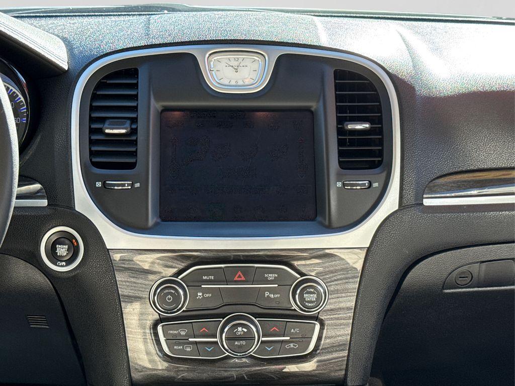 used 2022 Chrysler 300 car, priced at $26,900