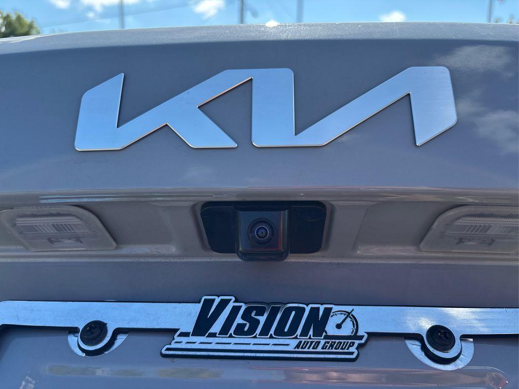 used 2025 Kia Sorento car, priced at $33,487