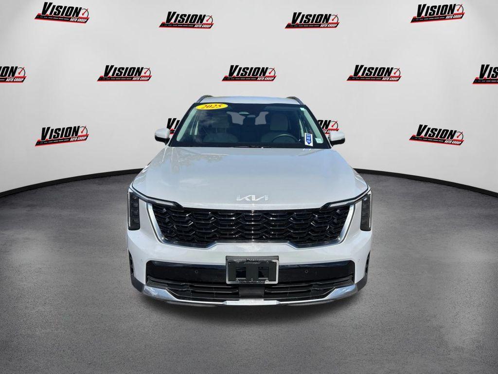 used 2025 Kia Sorento car, priced at $33,487