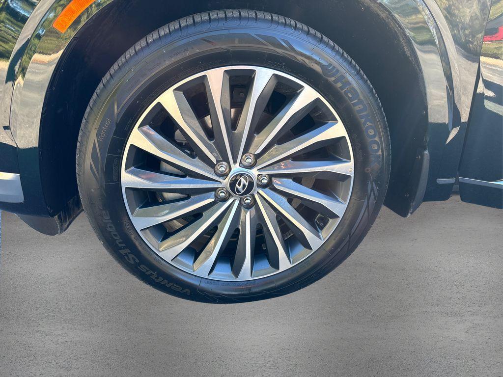 used 2025 Hyundai Palisade car, priced at $48,401