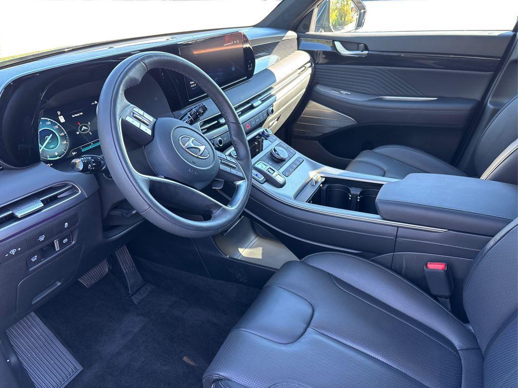 used 2025 Hyundai Palisade car, priced at $48,401