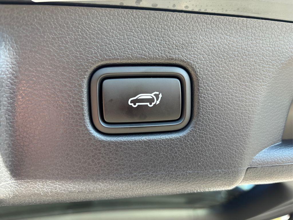 used 2025 Hyundai Palisade car, priced at $48,401