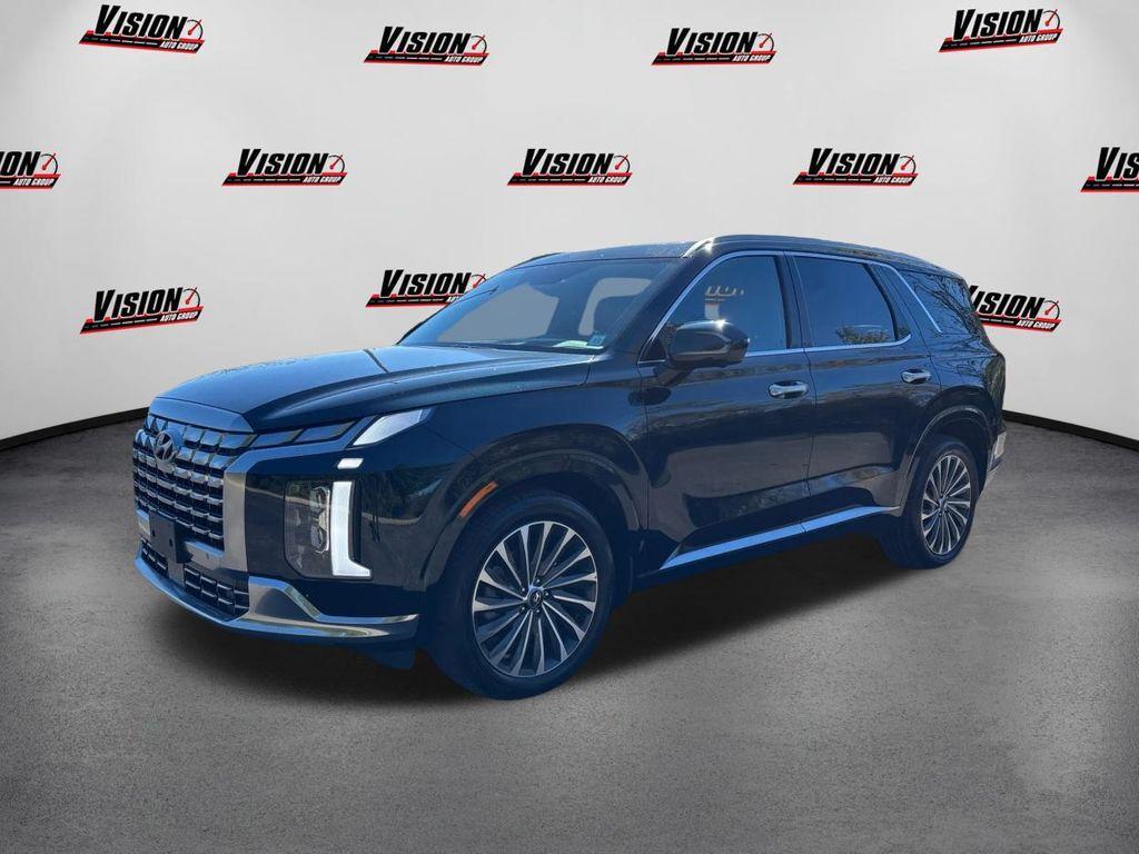 used 2025 Hyundai Palisade car, priced at $48,401