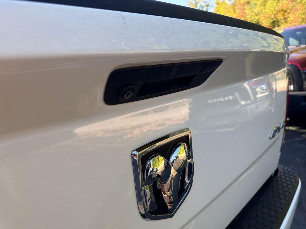 used 2019 Ram 1500 Classic car, priced at $25,000