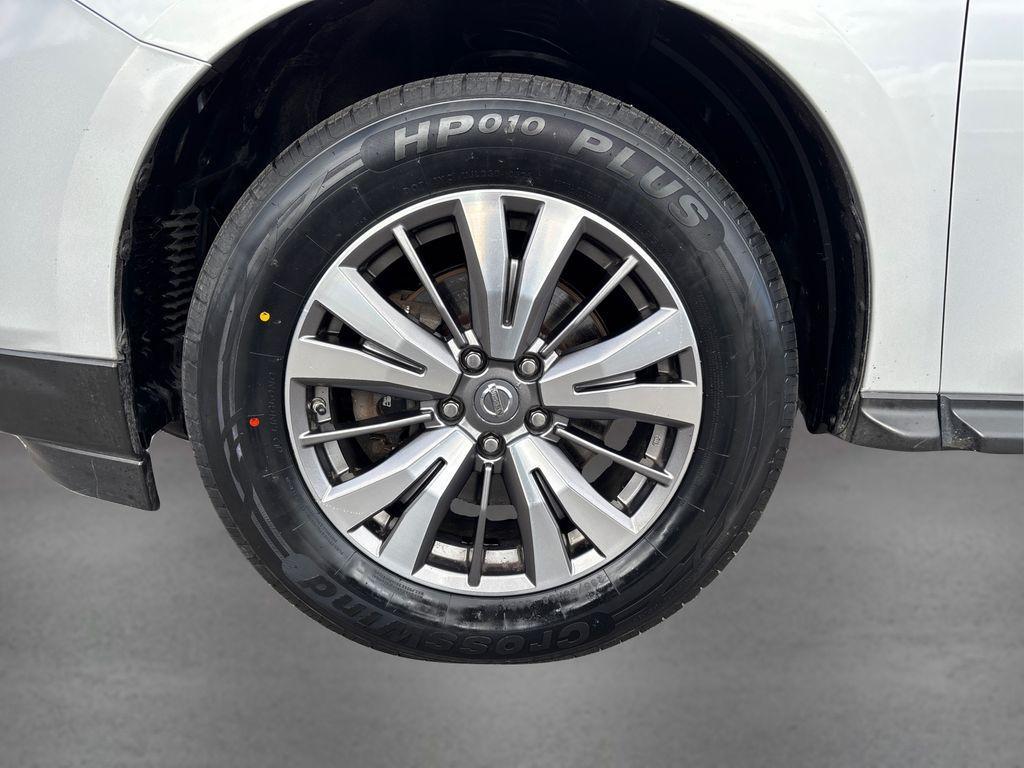 used 2018 Nissan Pathfinder car, priced at $14,941