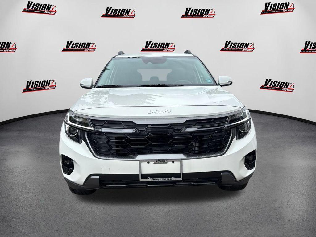 used 2024 Kia Seltos car, priced at $25,391