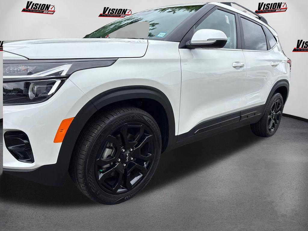 used 2024 Kia Seltos car, priced at $25,391