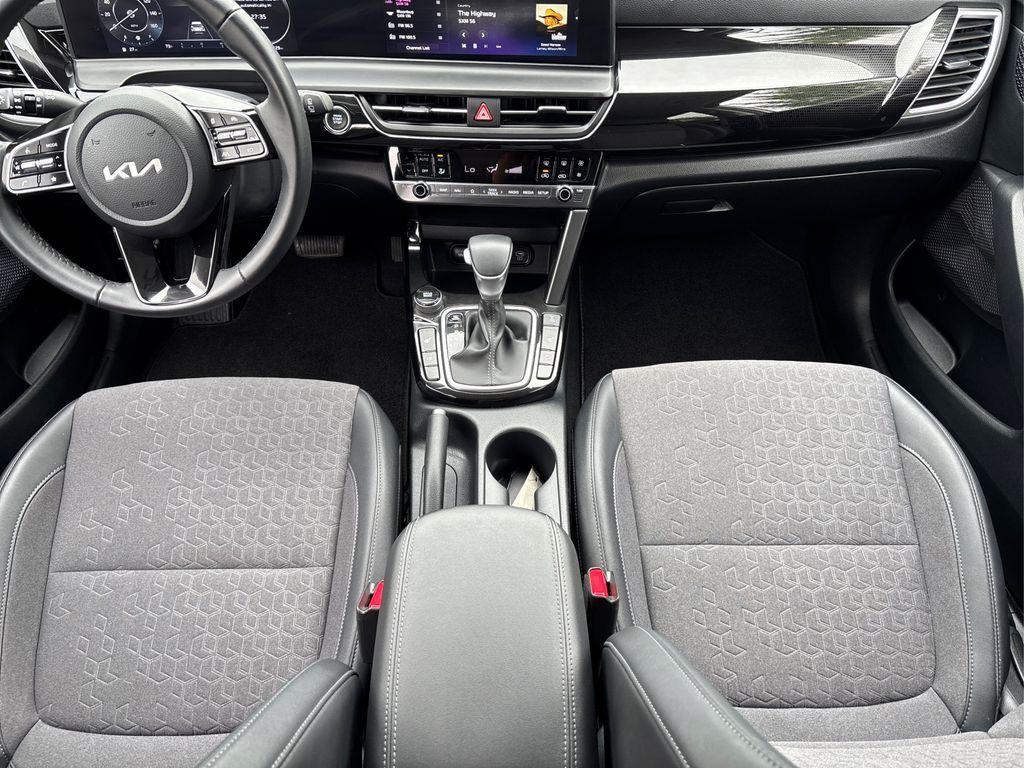used 2024 Kia Seltos car, priced at $25,391