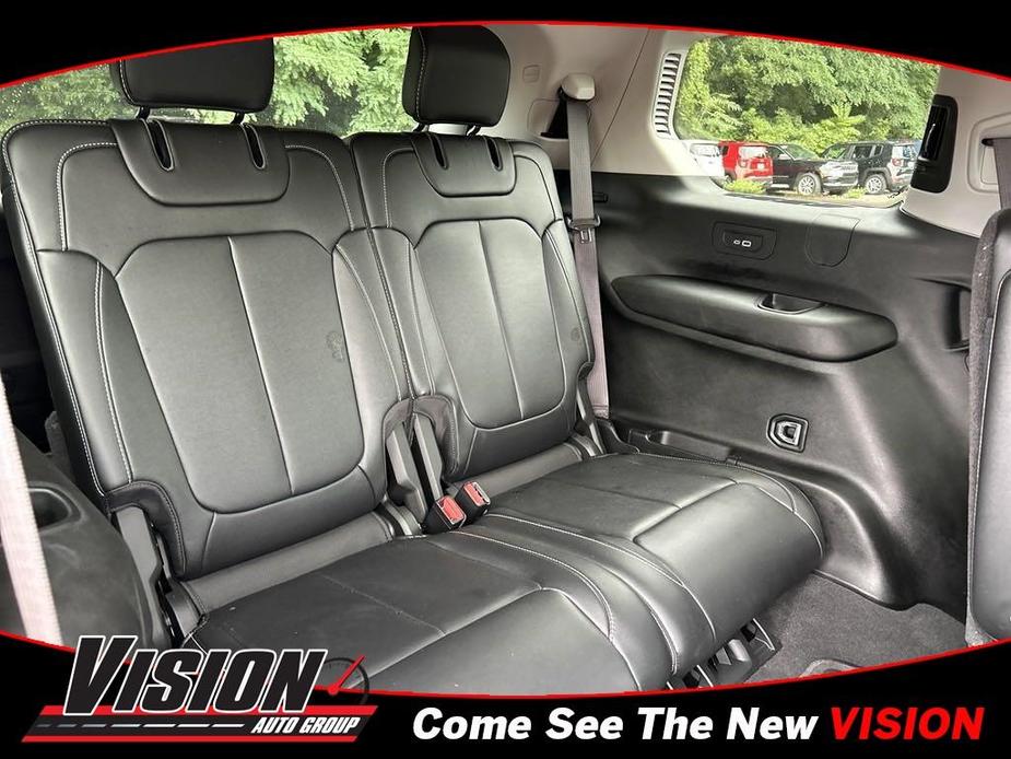 used 2022 Jeep Grand Cherokee L car, priced at $31,395