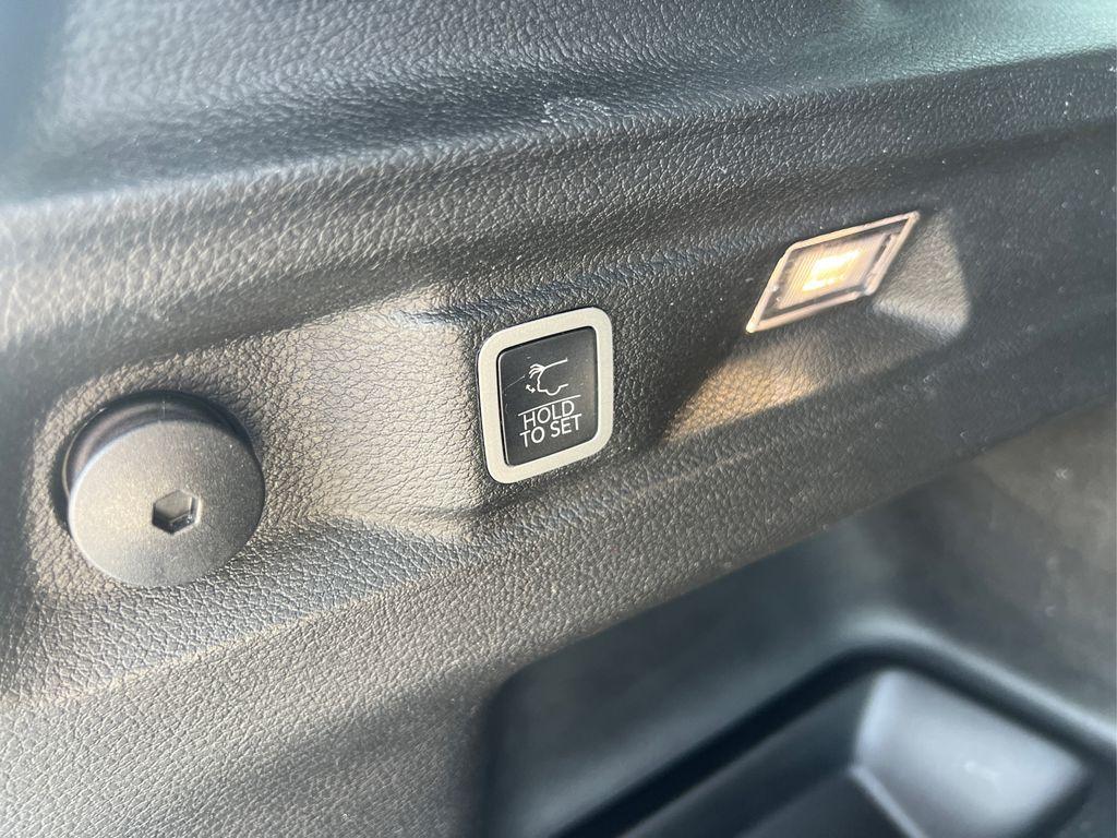 used 2023 Jeep Grand Cherokee L car, priced at $34,990
