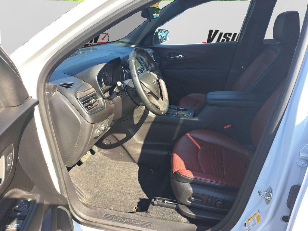 used 2023 Chevrolet Equinox car, priced at $25,200