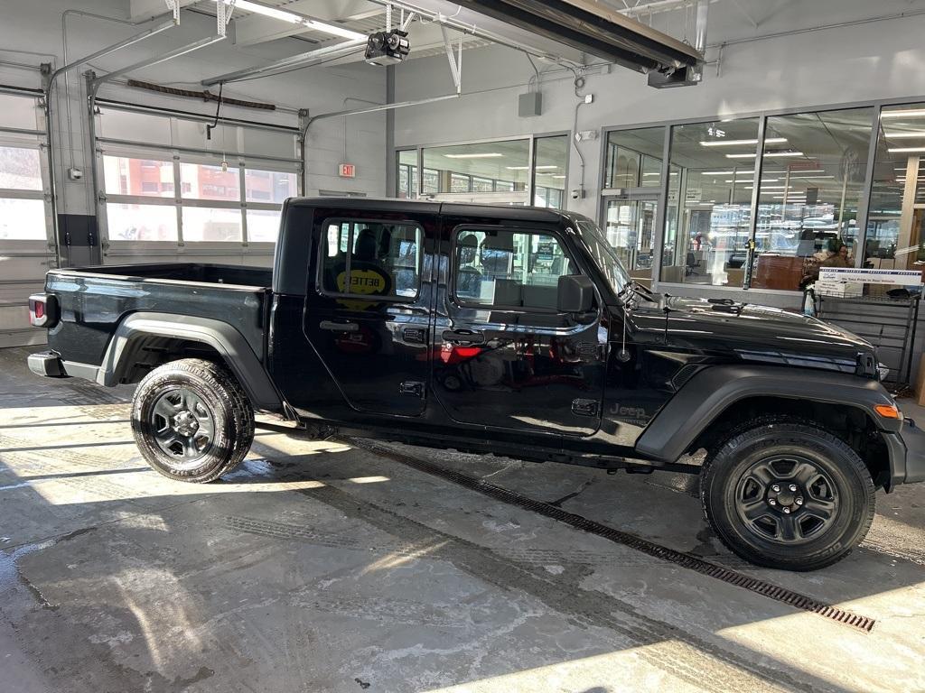 used 2021 Jeep Gladiator car, priced at $27,995