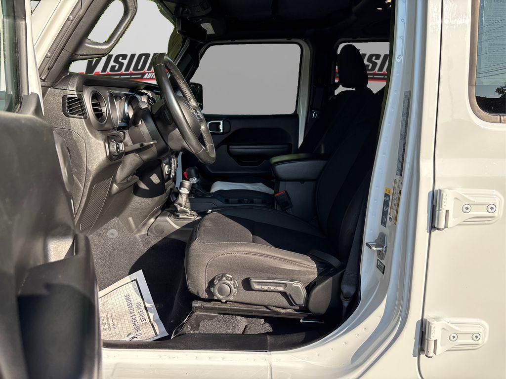 used 2021 Jeep Gladiator car, priced at $33,700