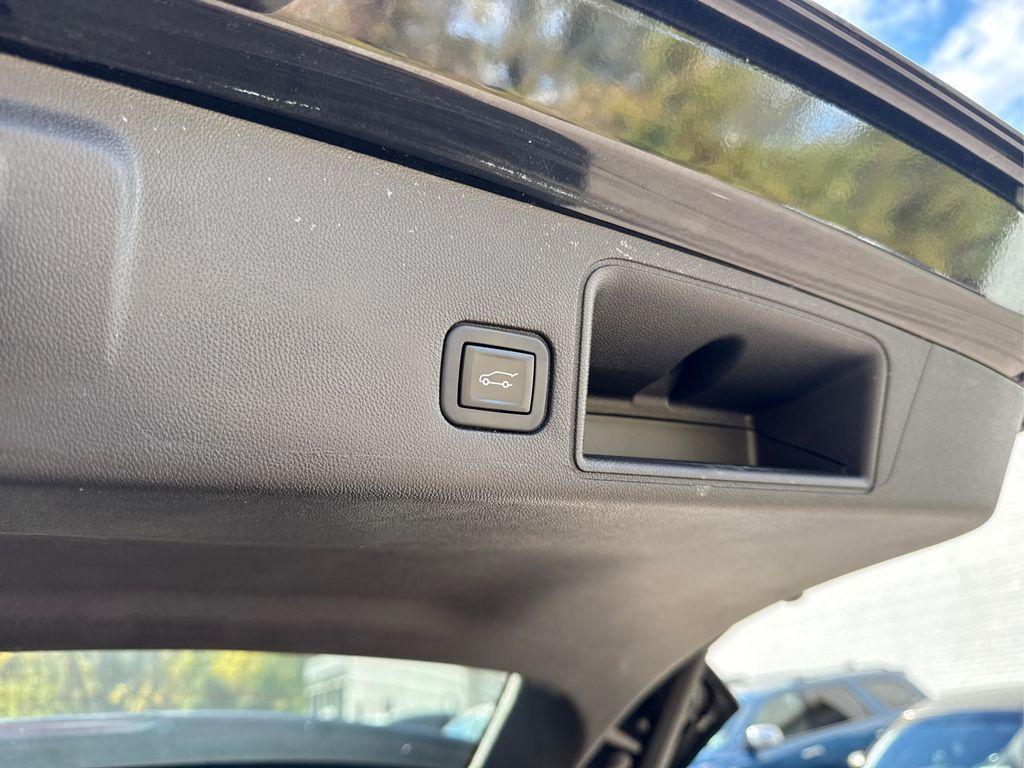 used 2022 GMC Terrain car, priced at $23,428