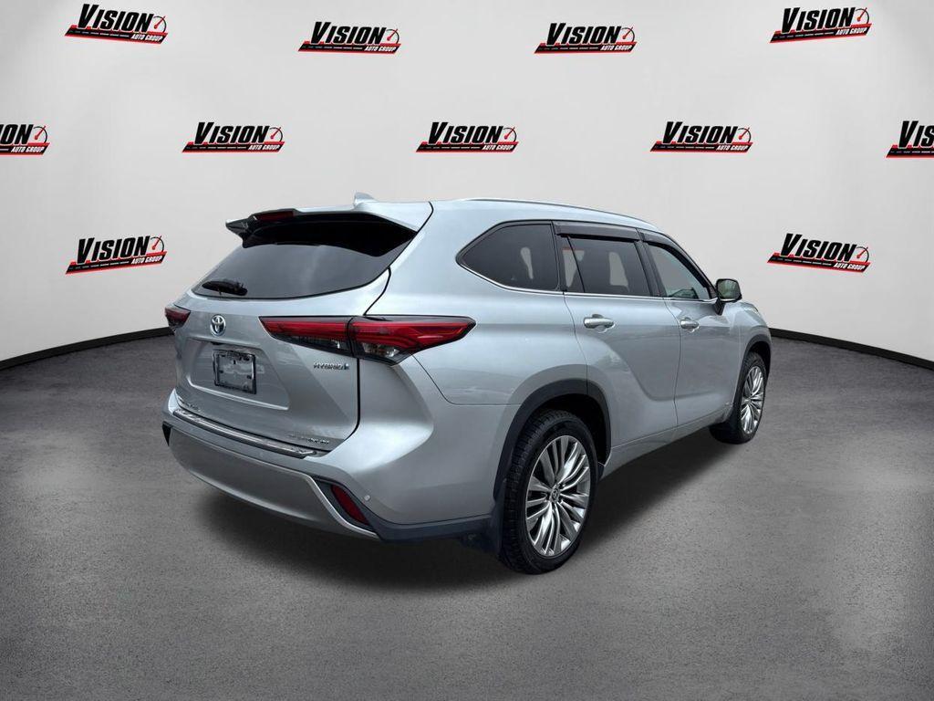 used 2023 Toyota Highlander Hybrid car, priced at $49,922