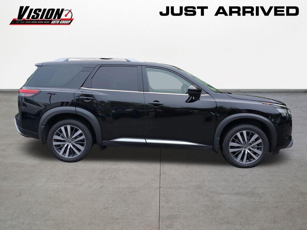 used 2022 Nissan Pathfinder car, priced at $39,914