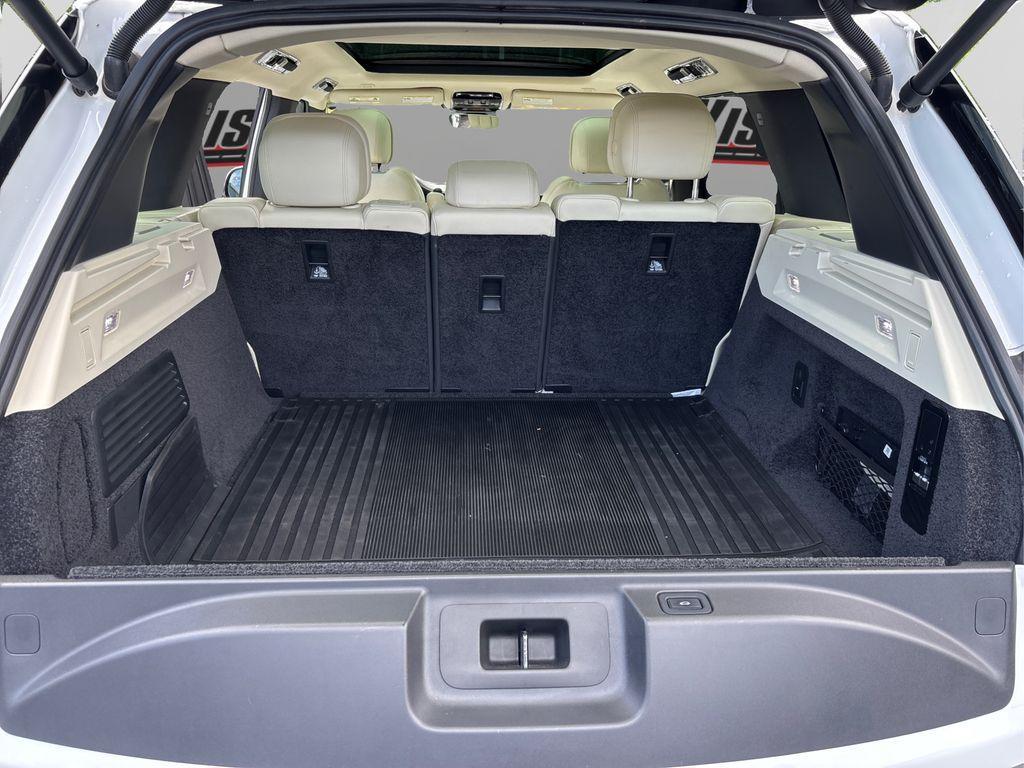 used 2023 Land Rover Range Rover car, priced at $91,900