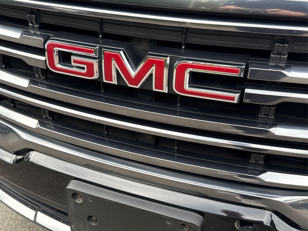 used 2023 GMC Acadia car, priced at $36,390