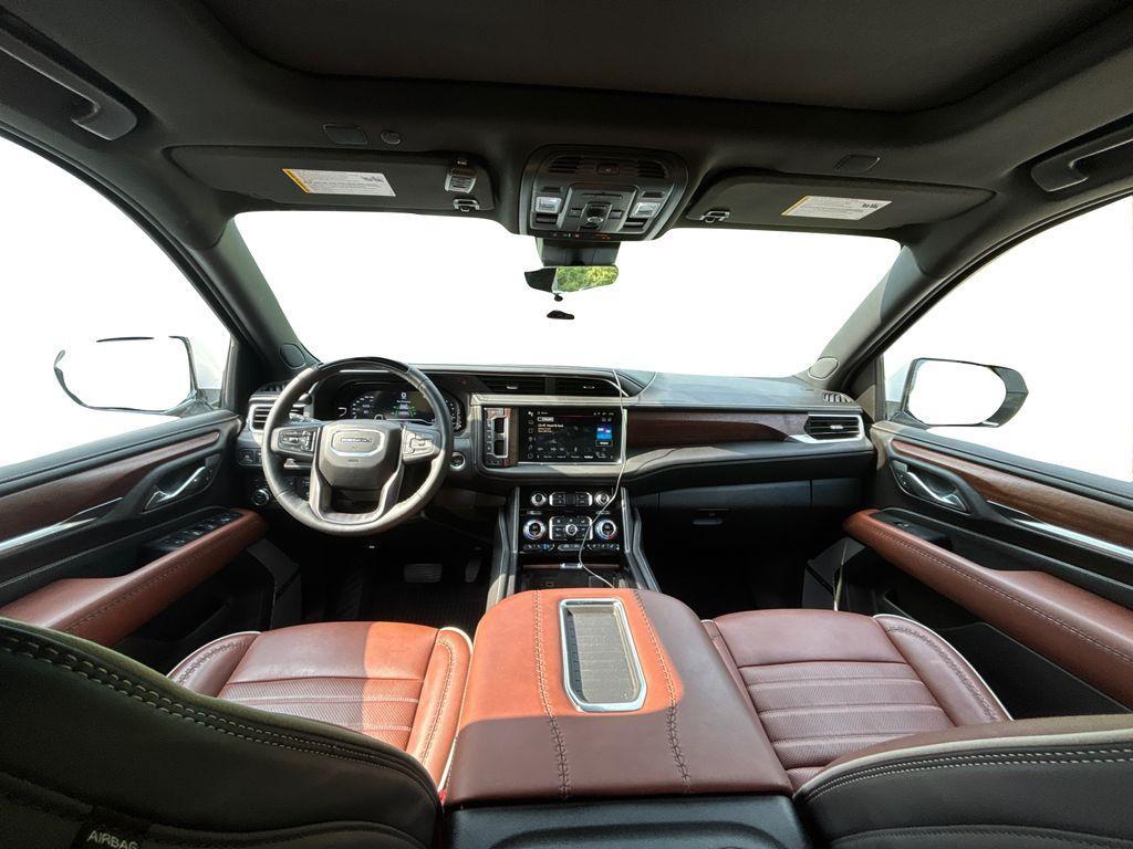 used 2024 GMC Yukon car, priced at $89,995