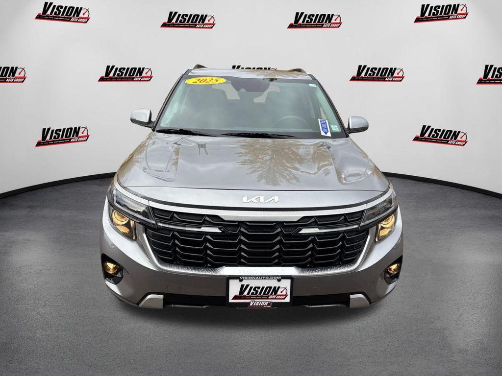 used 2025 Kia Seltos car, priced at $26,971