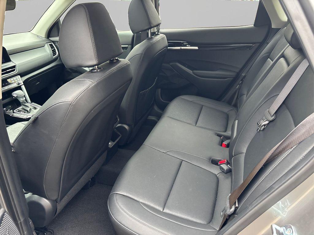 used 2025 Kia Seltos car, priced at $26,971