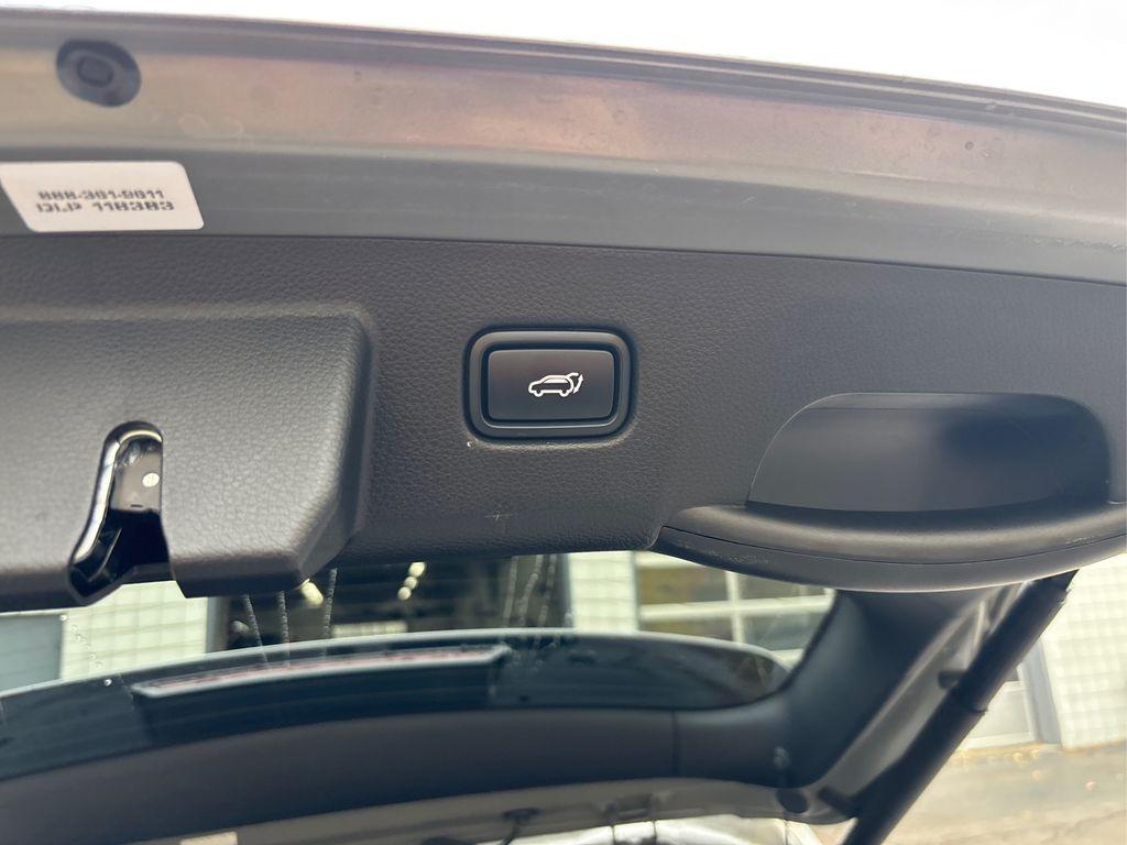 used 2025 Kia Seltos car, priced at $26,971