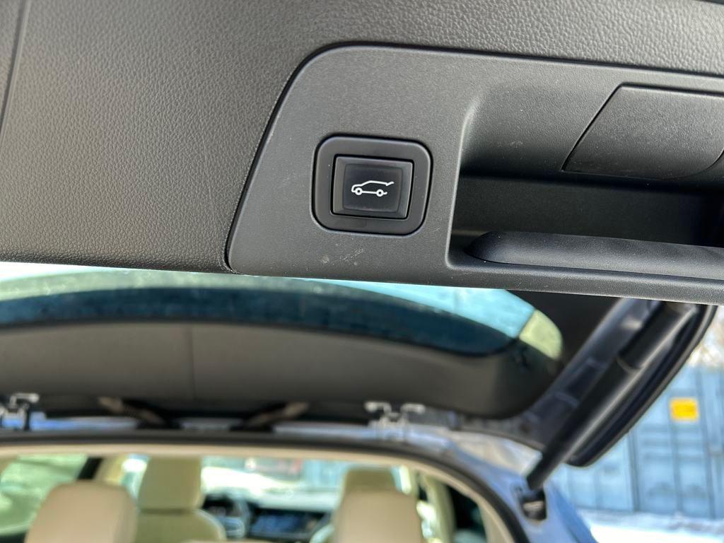 used 2022 Buick Envision car, priced at $26,997