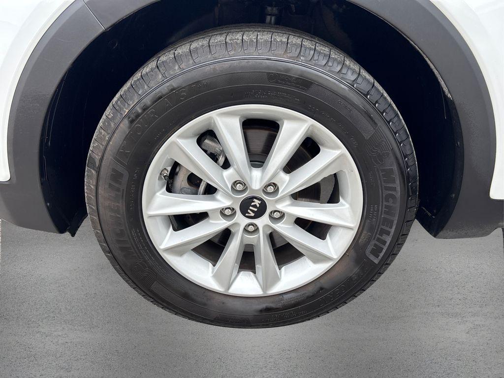 used 2019 Kia Sorento car, priced at $15,582