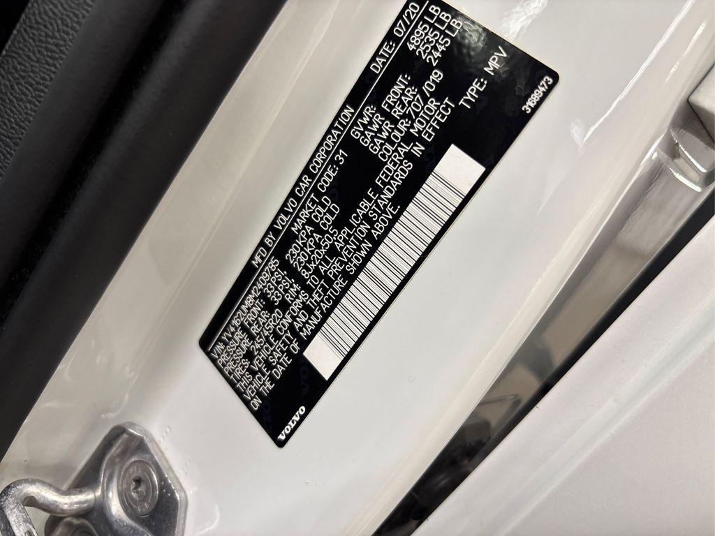 used 2021 Volvo XC40 car, priced at $23,995
