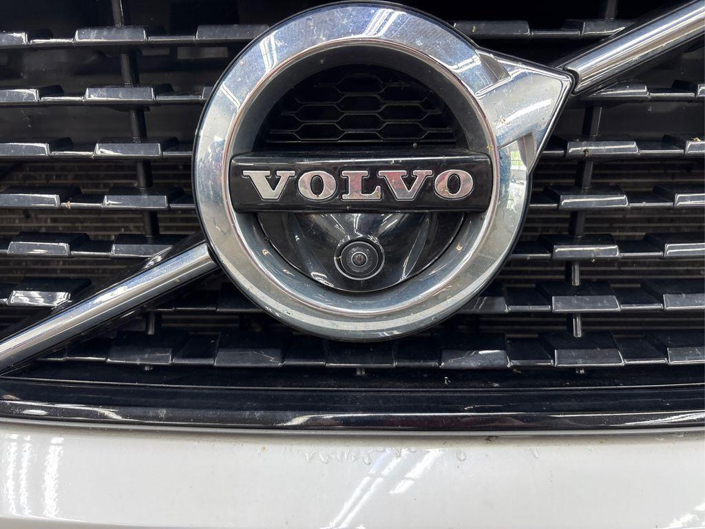 used 2021 Volvo XC40 car, priced at $23,995