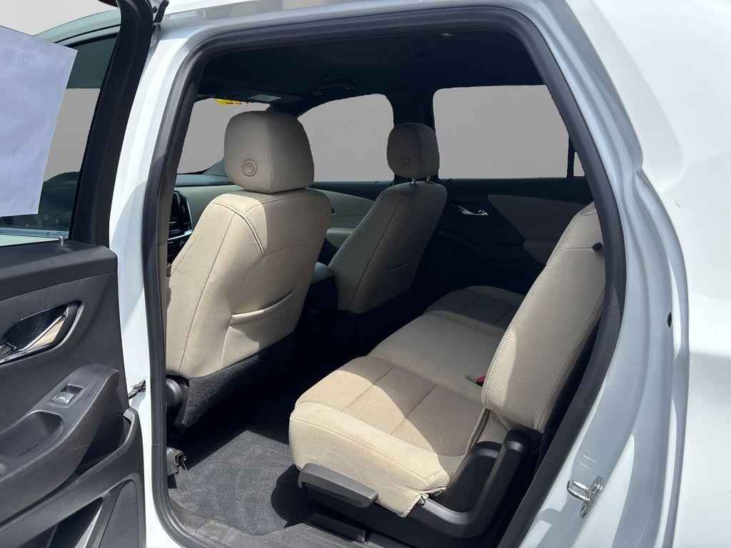 used 2022 Chevrolet Traverse car, priced at $27,349