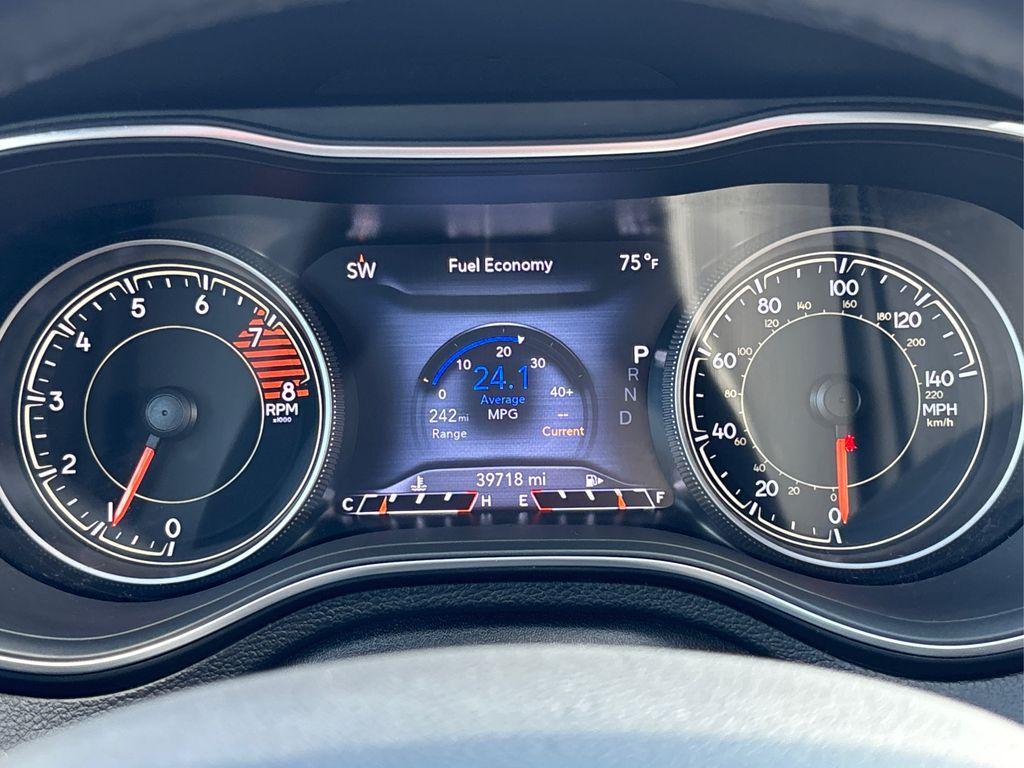 used 2020 Jeep Cherokee car, priced at $20,839