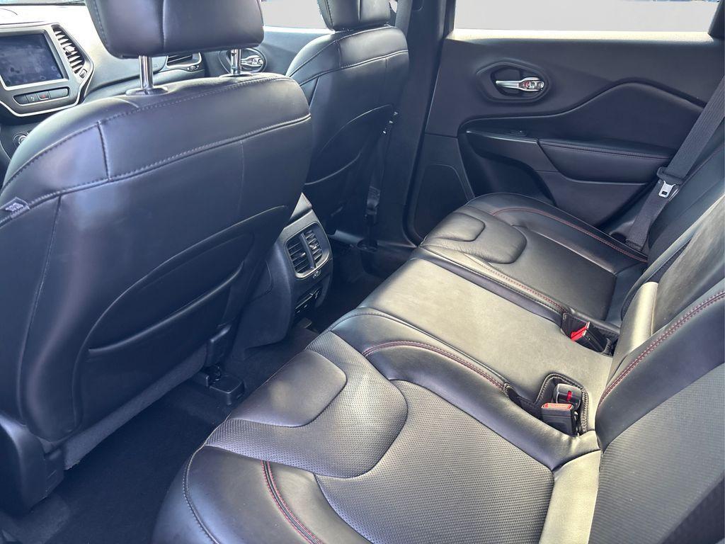used 2020 Jeep Cherokee car, priced at $20,839