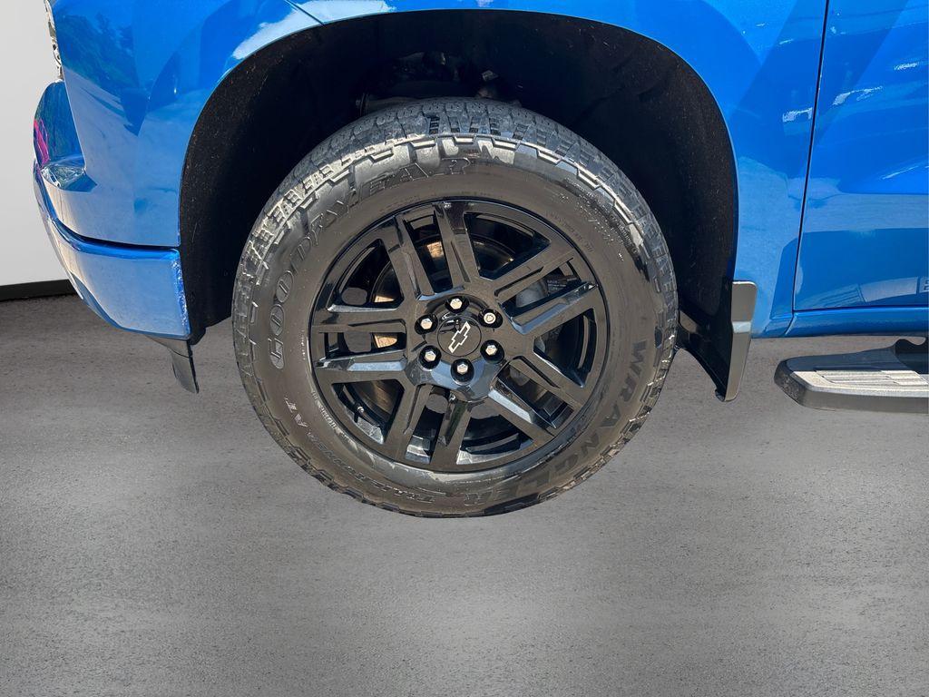 used 2022 Chevrolet Silverado 1500 car, priced at $42,795