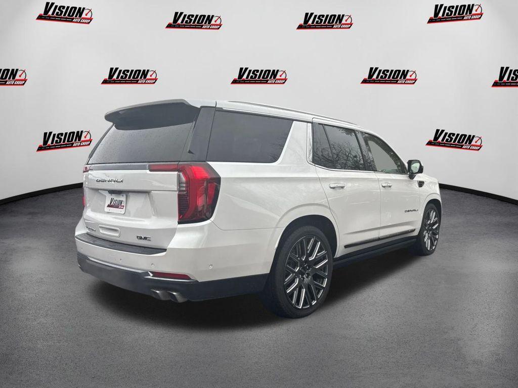 used 2025 GMC Yukon car, priced at $104,902