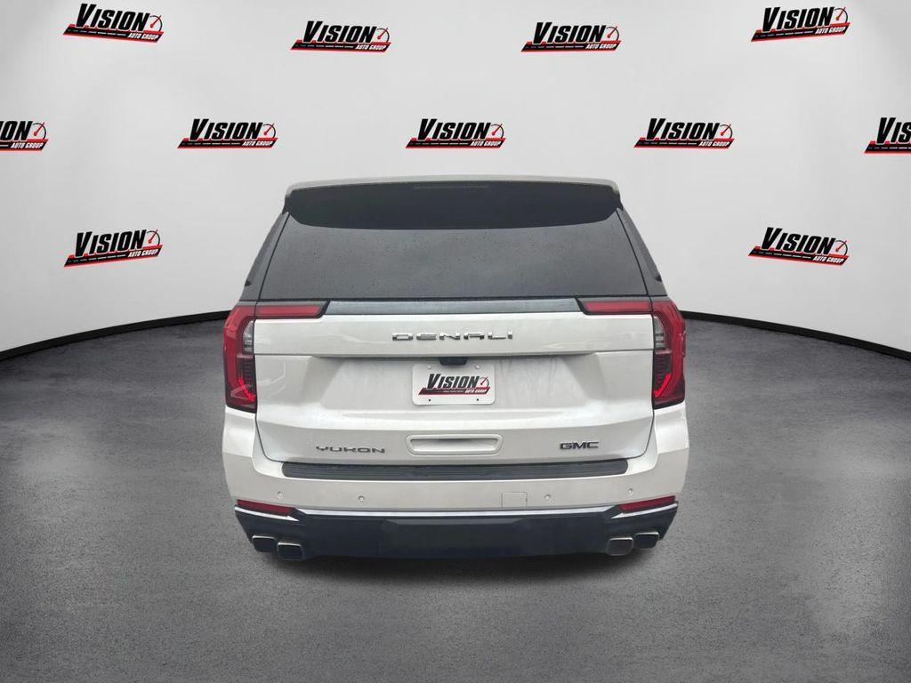 used 2025 GMC Yukon car, priced at $104,902