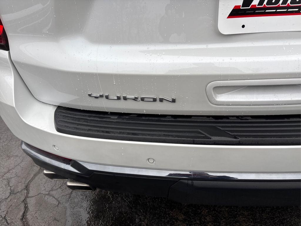 used 2025 GMC Yukon car, priced at $104,902