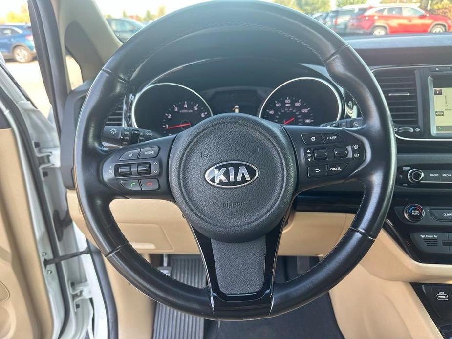 used 2015 Kia Sedona car, priced at $9,821