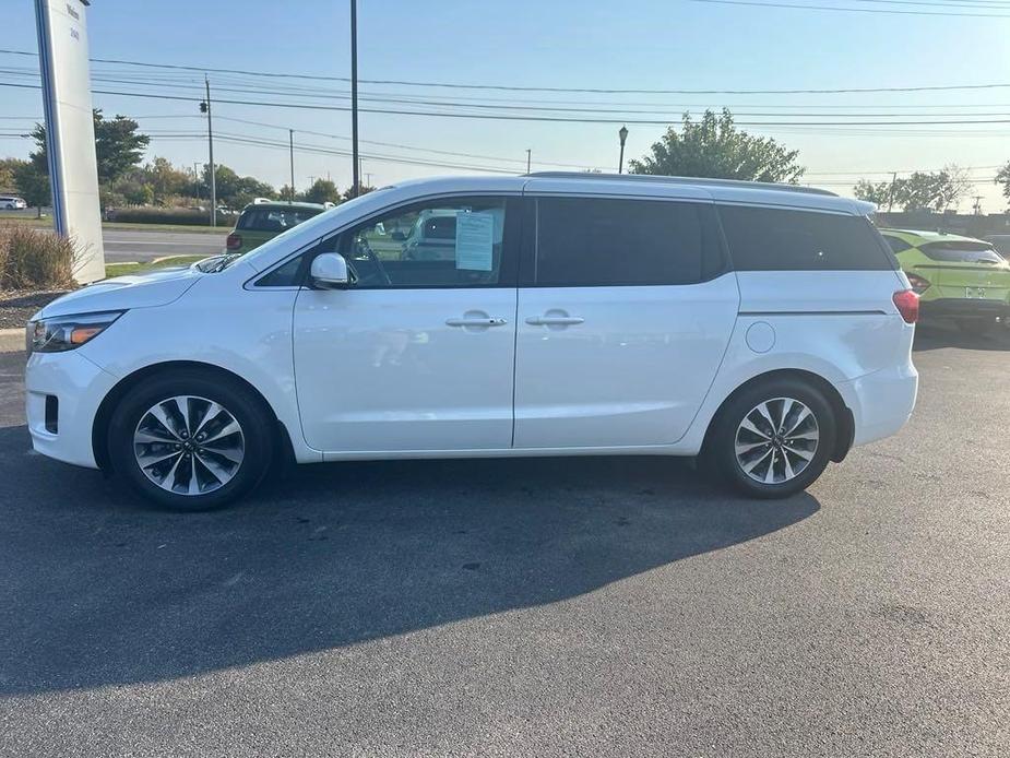 used 2015 Kia Sedona car, priced at $9,821