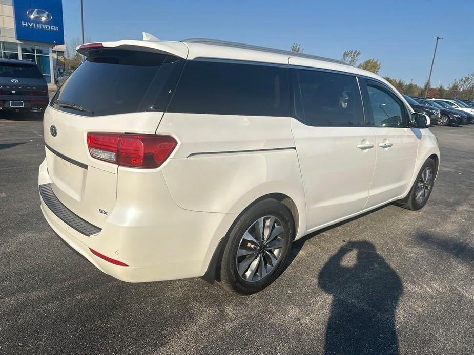 used 2015 Kia Sedona car, priced at $9,821