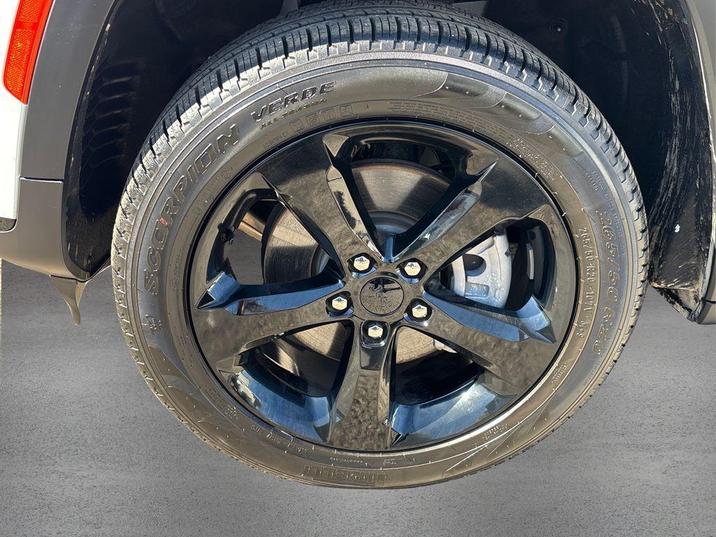 used 2025 Jeep Grand Cherokee L car, priced at $42,673