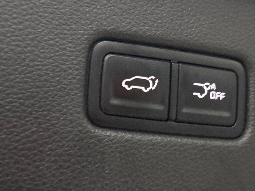 used 2024 Kia Carnival car, priced at $36,134