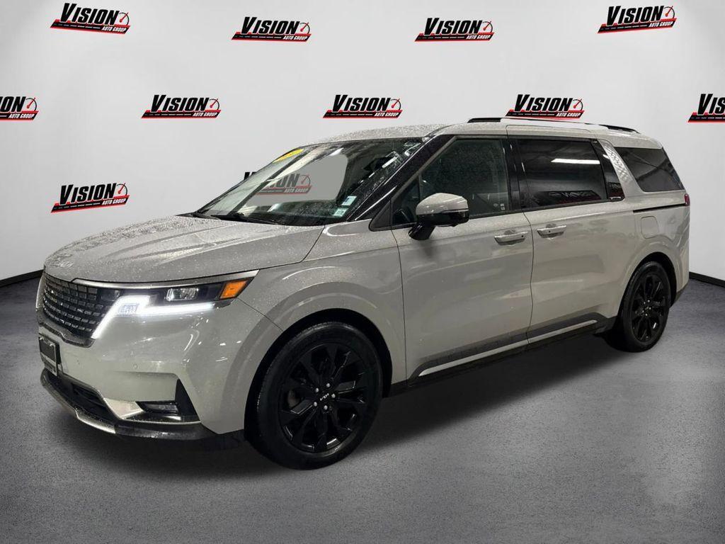 used 2024 Kia Carnival car, priced at $36,134