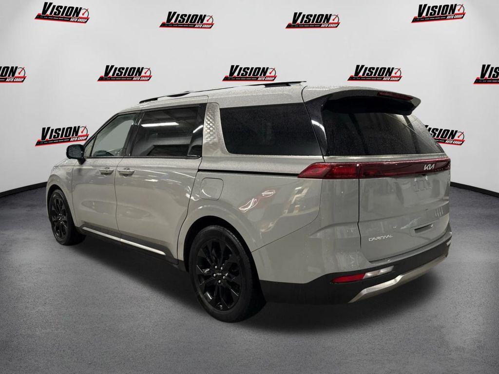 used 2024 Kia Carnival car, priced at $36,134