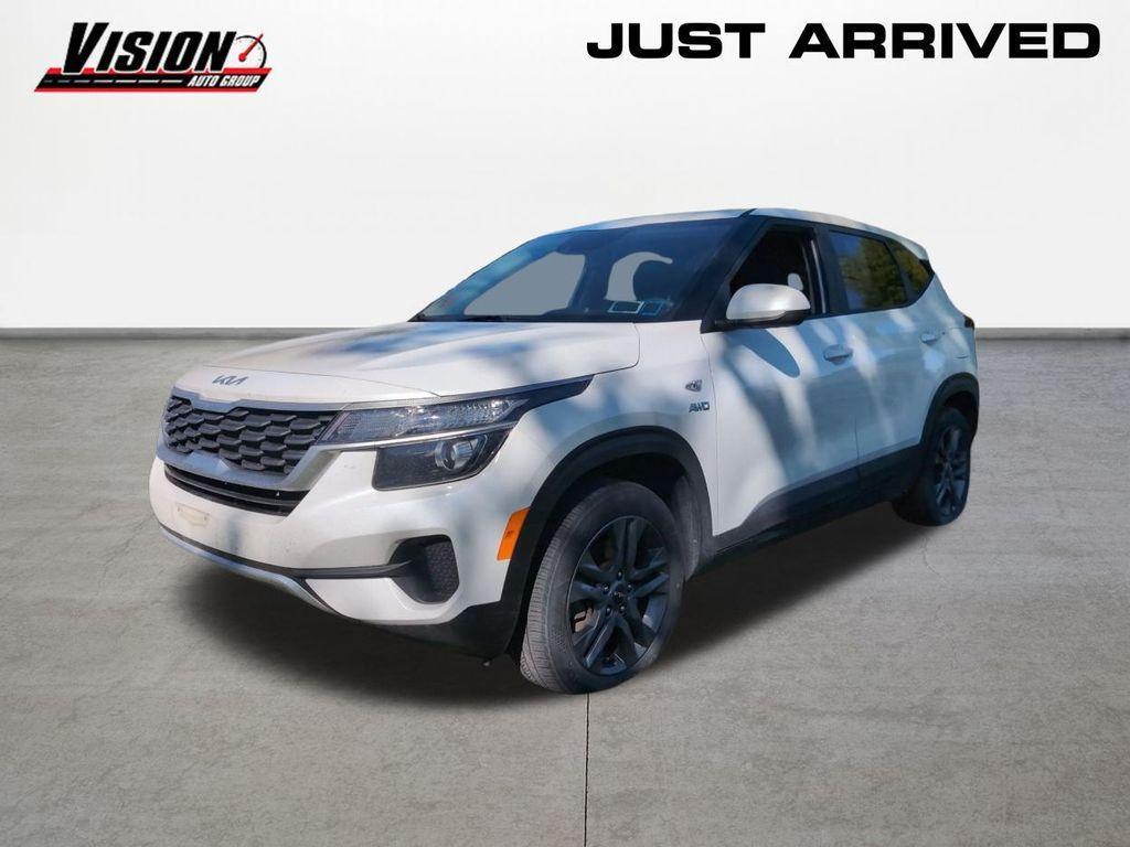 used 2023 Kia Seltos car, priced at $20,995