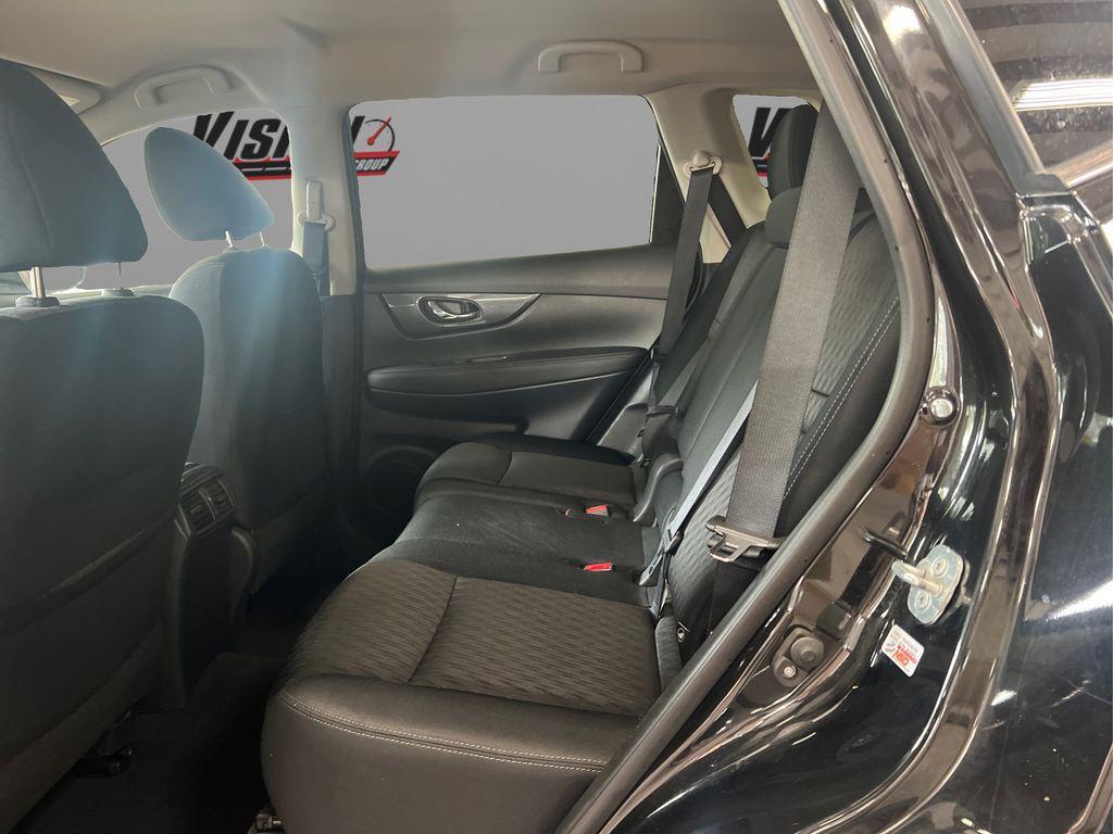 used 2018 Nissan Rogue car